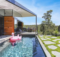 Leaf House - Kempsey Accommodation