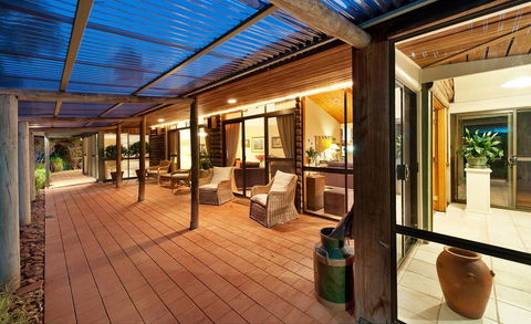 LeCamah Hill - Kempsey Accommodation 1