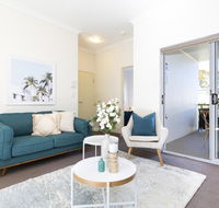 Light bright and spacious unit close to beaches - Kempsey Accommodation