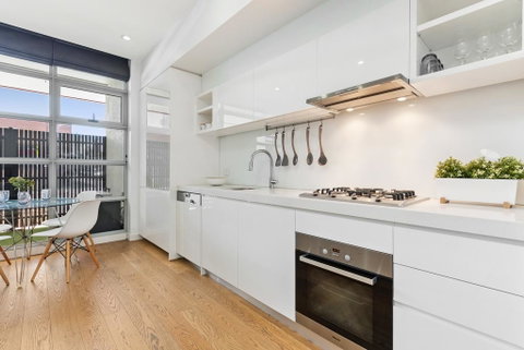 Light-Filled Beachside Apartment In Trendy Area - Kempsey Accommodation 2