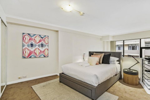 Light-filled Loft: Best Location In Sydney - Kempsey Accommodation 3