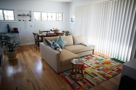 Lil Yoorana - New Cozy Modern - 4 Min Walk To Town - Close To Everything - Kempsey Accommodation 1
