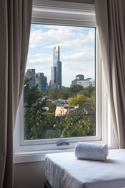 Lily Sands Inn - Kempsey Accommodation 3