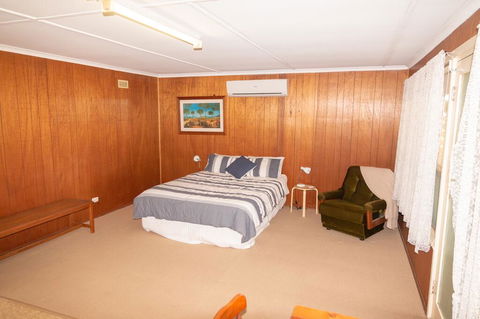 Limestone Cottage - Kempsey Accommodation 1