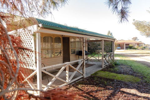 Limestone Cottage - Kempsey Accommodation 0