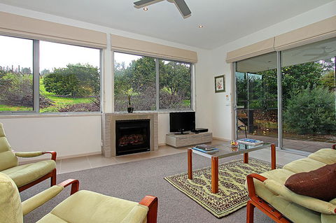 Limetree Hideaway - Kempsey Accommodation 0