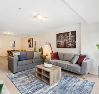 Luxe 2-Bed Apartment with River Views Near Casino
