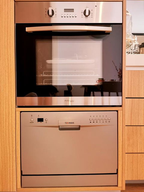 LUXE 2B Apartment Fully Furnished With Pool And Gym - Kempsey Accommodation 3