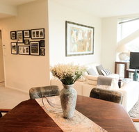 Luxuries CBD Apartment with Views