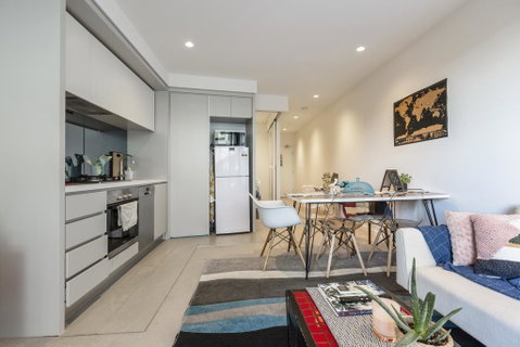 LUXURIOUS RIVERSIDE RESORT STYLE APARTMENTPOOLSPAGYMROOFTOP WITH CITY VIEWS - Kempsey Accommodation 3