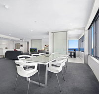 Luxury 3 Bedroom in heart of Surfers Paradise - Kempsey Accommodation