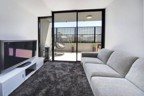 Luxury Large Modern Apartment Close To City, Parks, Shops And Public Transport - Kempsey Accommodation 2