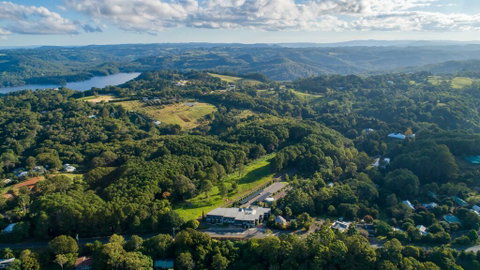 Luxury Spa Retreat With Ocean And Hinterland Views - Kempsey Accommodation 1
