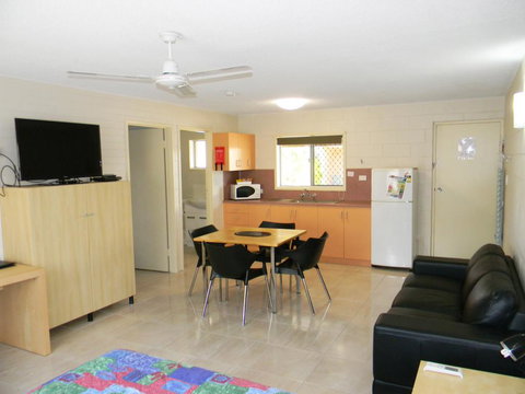 Mackay Apartments The Rover - Kempsey Accommodation 3