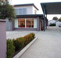 Mackellar Motel