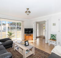 Macleay Street 23 Narrawallee - Kempsey Accommodation