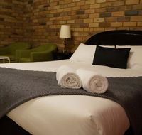 Magdala Motor Lodge  Lakeside Restaurant - Kempsey Accommodation