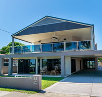 Magical holiday home - Welsby Pde Bongaree - Kempsey Accommodation