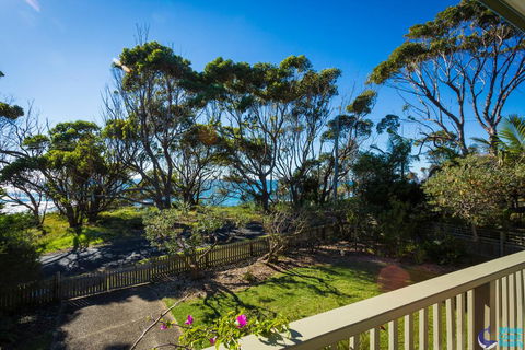 Magical Mystery Bay Road - Kempsey Accommodation 0