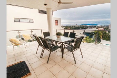 Magnificent Location With Amazing Views - Kempsey Accommodation 0