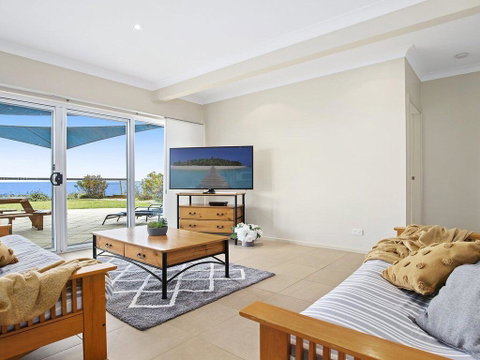 Mamorhomy - Beachfront Spacious Apartment - Kempsey Accommodation 0