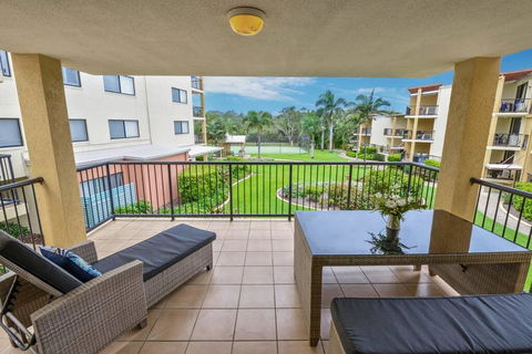 Marcoola Beachfront 3BR -Pool-100m To The Beach. - Kempsey Accommodation 2