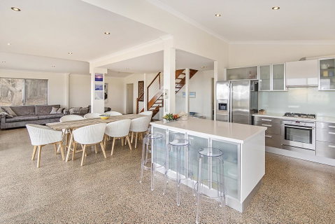 Margaret River Farmhouse - Kempsey Accommodation 2
