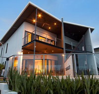 Marina Views Townhouse - Kempsey Accommodation