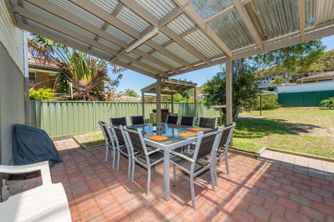 Marine Dr 22 - Fingal Bay - Kempsey Accommodation 1