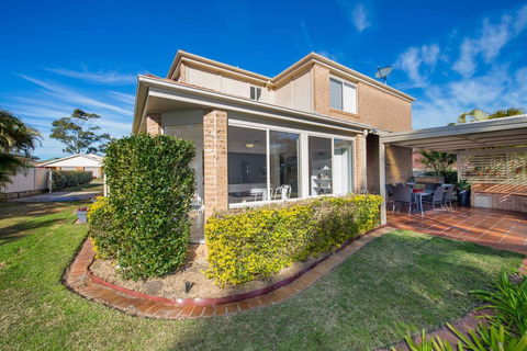 Mariner Beach House - Salamander Bay - Kempsey Accommodation 2