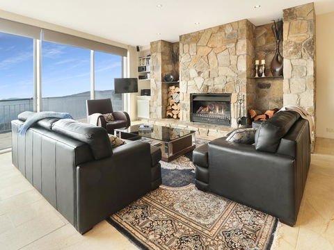 MarkII 4 West - Kempsey Accommodation 1