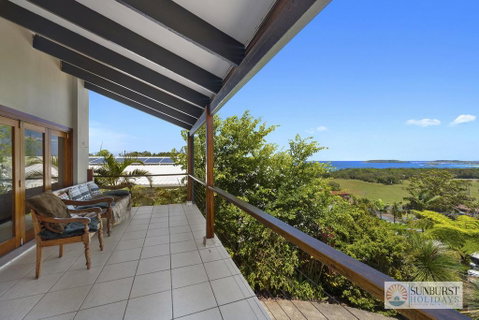 Mcauleys Beach House - Kempsey Accommodation 2