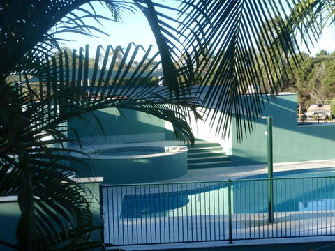 McNevins Logan Park Motel - Kempsey Accommodation 3