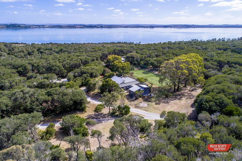 Melaleuca Retreat - Kempsey Accommodation 0