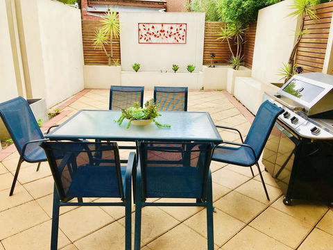 Melbourne Inner City Short Stay Near Flemington Racecourse Free Wifi And Netflix - Kempsey Accommodation 1