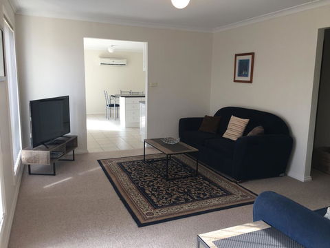 Melton Apartments - Kempsey Accommodation 1