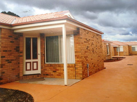 Melton Apartments - Kempsey Accommodation 0