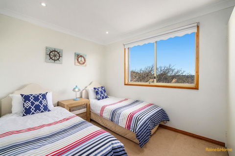 Merindah #15 - 15/15 Barnhill Road, Terrigal - Kempsey Accommodation 3