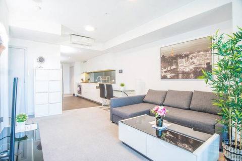 Minimalism Modern Apartment, Waterview, Parking, IGA - Kempsey Accommodation 0