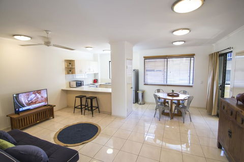 Minnie St 2 Bedroom / 2 Bathroom Apartment - Kempsey Accommodation 0