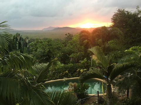 Mission Beach Escape BnB - Kempsey Accommodation 0