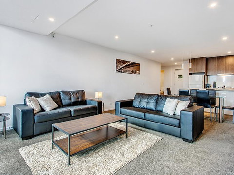 MJ Shortstay Southbank Grande Apartment - Kempsey Accommodation 3