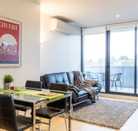 Modern 1 Bedroom Apartment In Tranquil Parklands - Kempsey Accommodation