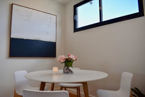 Modern And Elegant Apartment Near The Beach - Kempsey Accommodation 2