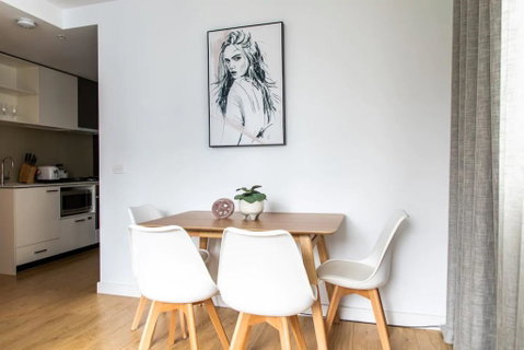 Modern And Trendy 2 Bedroom Apartment In Lovely Southbank - Kempsey Accommodation 2