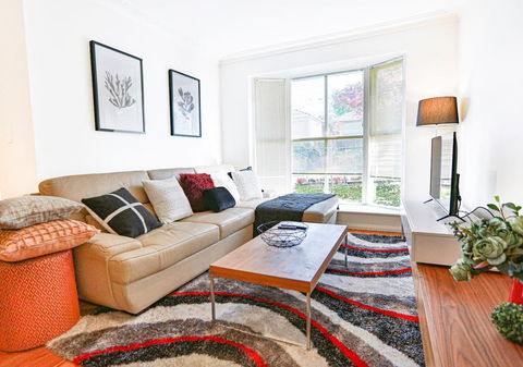 Mont Albert 2 Bedrooms Morden House - Kempsey Accommodation 2
