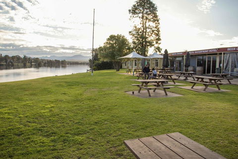 Moruya Waterfront Hotel Motel - Kempsey Accommodation 0