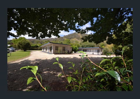 Mount Beauty Motor Inn - Kempsey Accommodation 0
