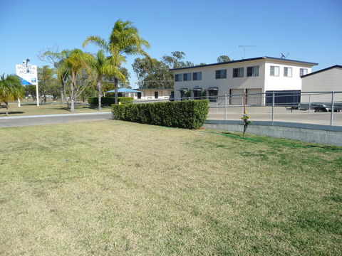 Moura Motel - Kempsey Accommodation 2