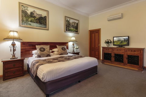 Mt Tamborine Stonehaven Guest House - Kempsey Accommodation 2